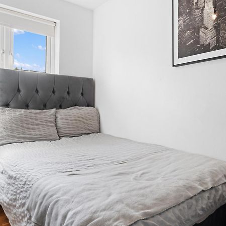 Shard View 3 Bed Entire Home ลอนดอน ภายนอก รูปภาพ