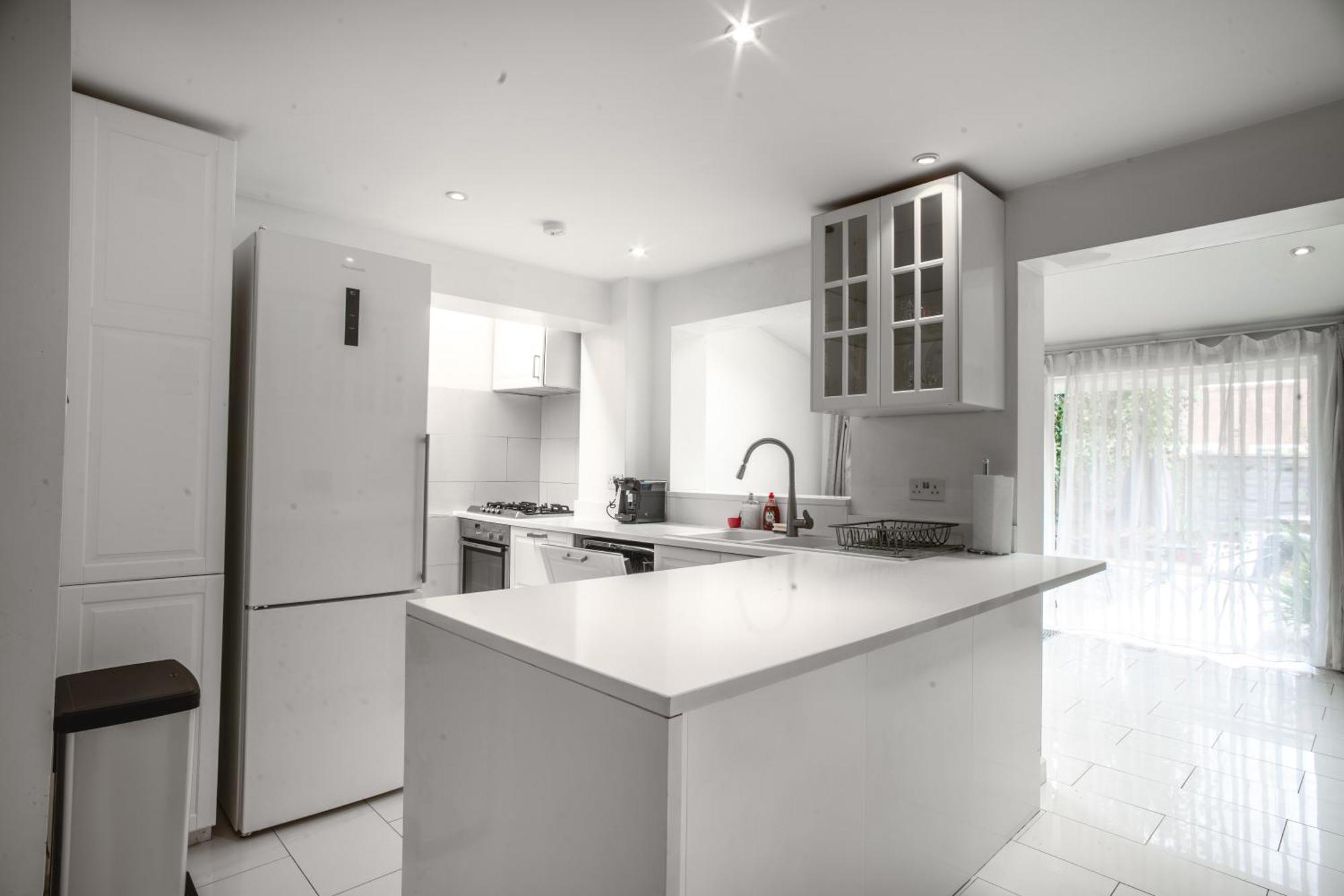 Shard View 3 Bed Entire Home ลอนดอน ภายนอก รูปภาพ