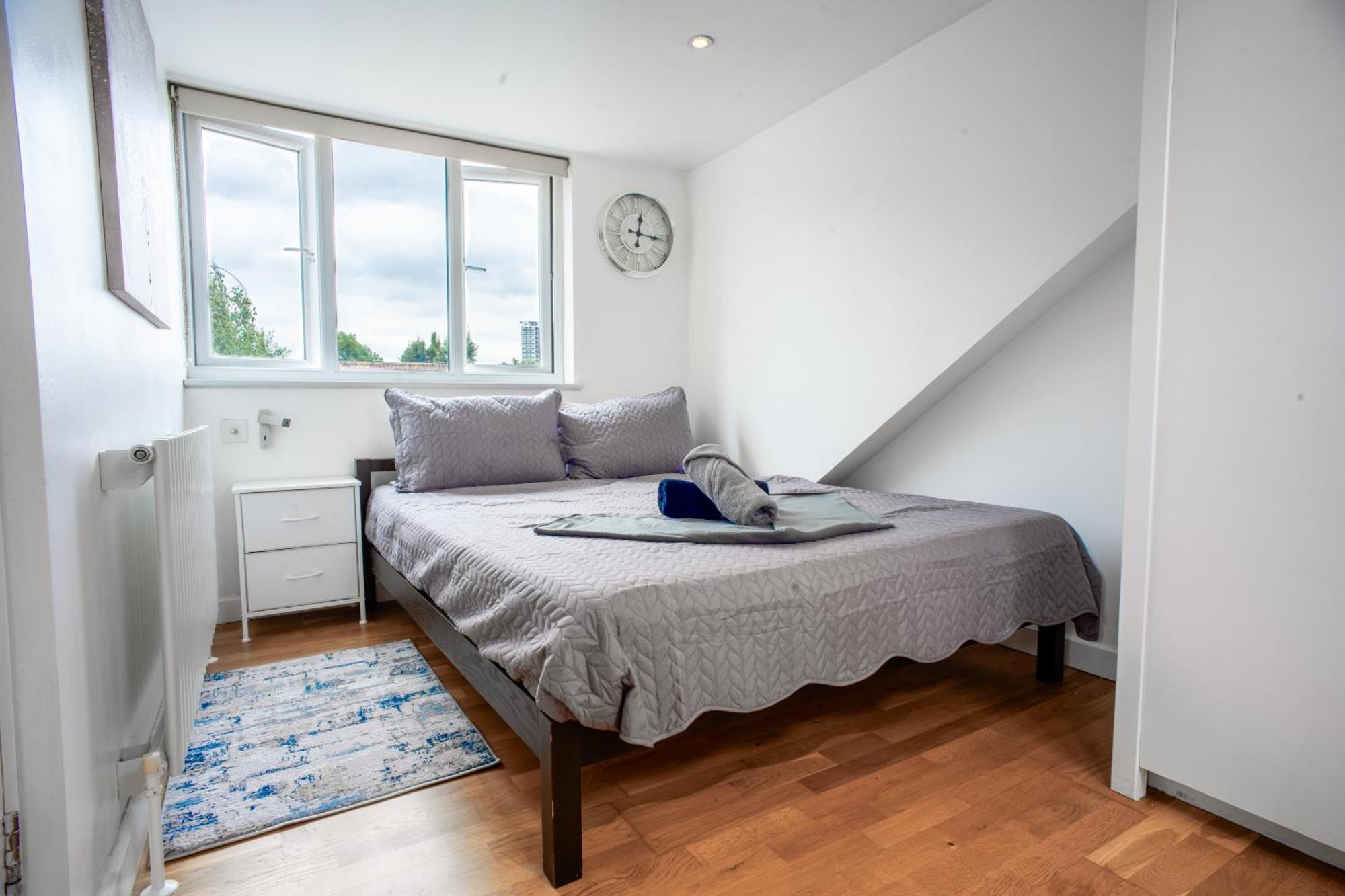 Shard View 3 Bed Entire Home ลอนดอน ภายนอก รูปภาพ