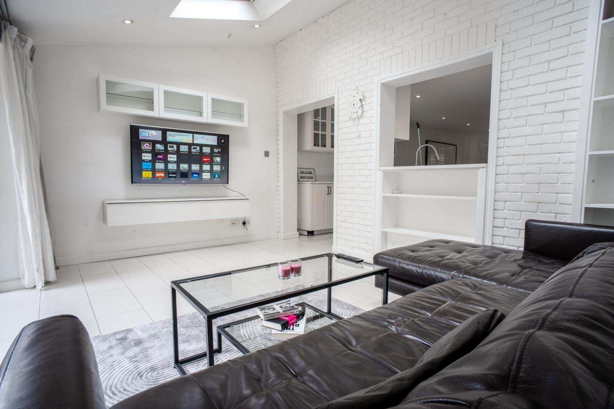 Shard View 3 Bed Entire Home ลอนดอน ภายนอก รูปภาพ