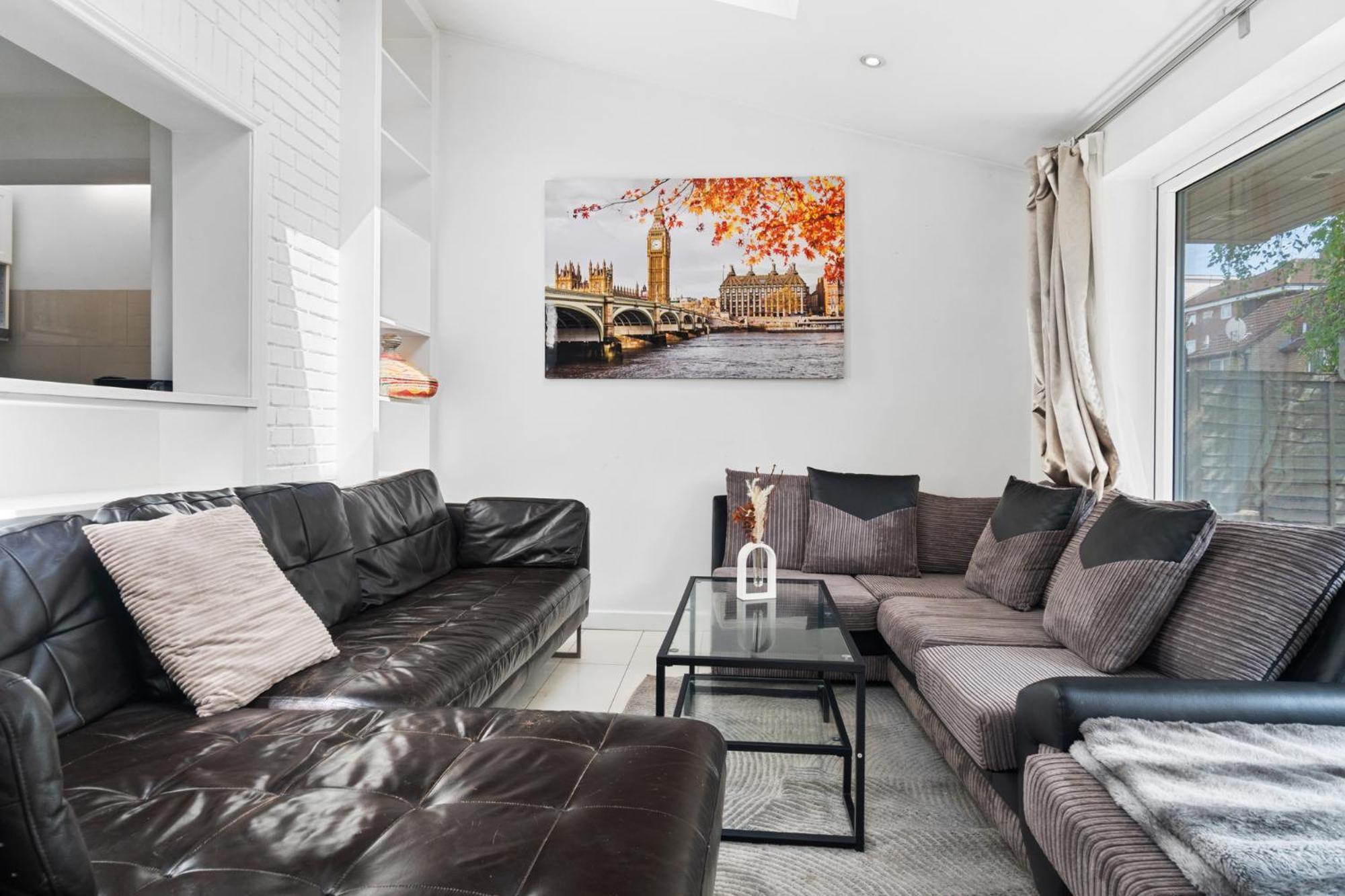 Shard View 3 Bed Entire Home ลอนดอน ภายนอก รูปภาพ
